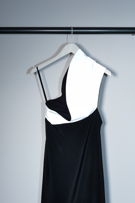 Ayzit Bostan - Spring/Summer 2011, AYZIT BOSTAN, photograph 1 by Gerhardt Kellermann