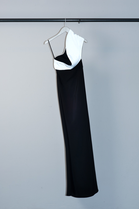 Ayzit Bostan - Spring/Summer 2011, AYZIT BOSTAN, photograph 4 by Gerhardt Kellermann