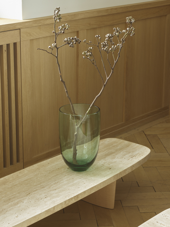 Classicon - Catalogue, CLASSICON, photograph 21 by Gerhardt Kellermann