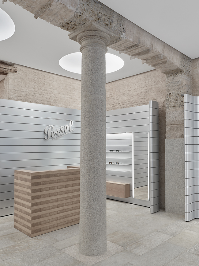 David Chipperfield Architects - Persol Store, DAVID CHIPPERFIELD ARCHITECTS, photograph 7 by Gerhardt Kellermann