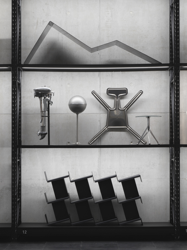 Die Neue Sammlung - X-D-E-P-O-T, DIE NEUE SAMMLUNG, photograph 3 by Gerhardt Kellermann