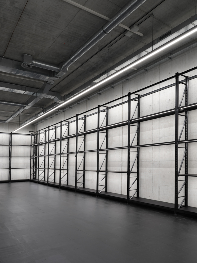 Die Neue Sammlung - X-D-E-P-O-T, DIE NEUE SAMMLUNG, photograph 14 by Gerhardt Kellermann