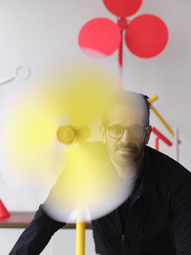 Disegno Magazine - Nitzan Cohen, DISEGNO MAGAZINE, photograph 8 by Gerhardt Kellermann