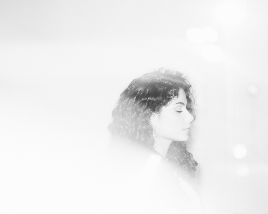 Elisa Rodrigues - Portraits, ELISA RODRIGUES, photograph 11 by Gerhardt Kellermann