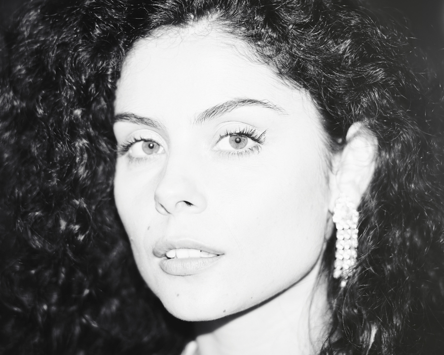 Elisa Rodrigues - Portraits, ELISA RODRIGUES, photograph 16 by Gerhardt Kellermann