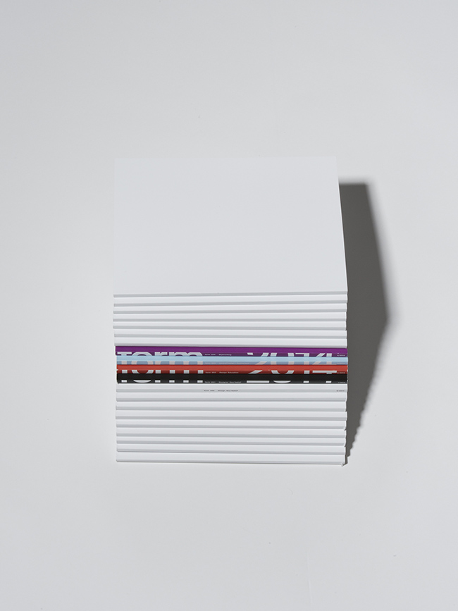 Form - Issues, FORM, photograph 10 by Gerhardt Kellermann