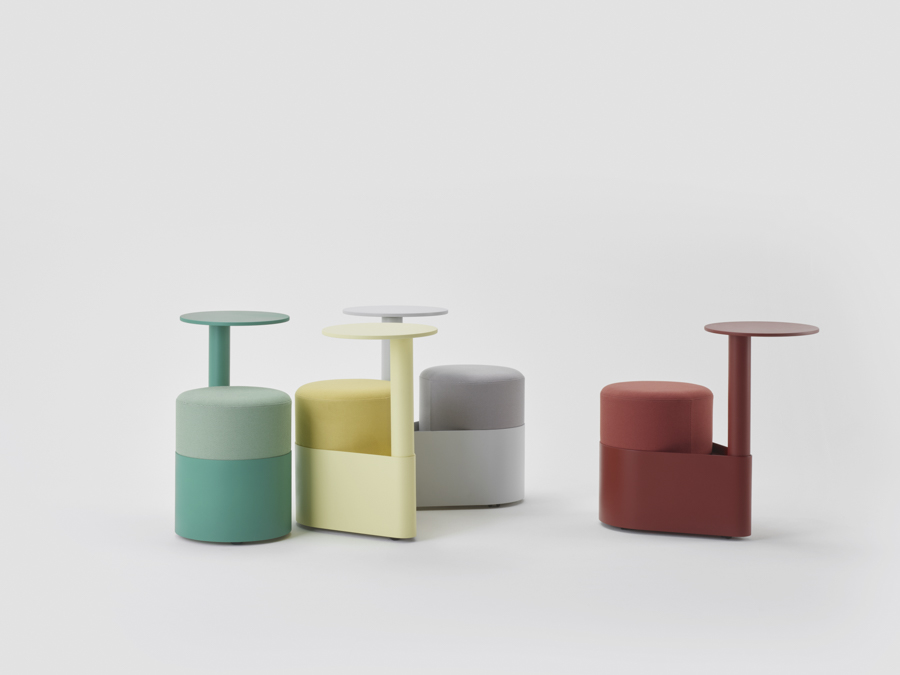 Gumpo - Pony — Gumpo Normcore Collection - Pony by RELVAOKELLERMANN, GUMPO, photograph 5 by Gerhardt Kellermann