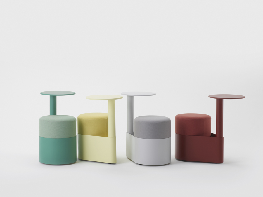 Gumpo - Pony — Gumpo Normcore Collection - Pony by RELVAOKELLERMANN, GUMPO, photograph 9 by Gerhardt Kellermann