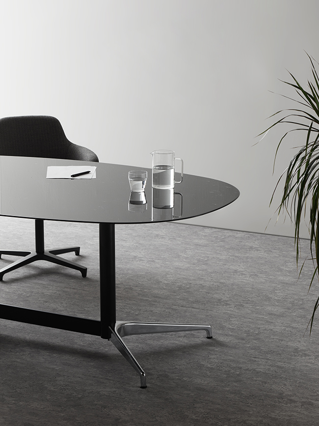 Herman Miller - Civic, HERMAN MILLER, photograph 3 by Gerhardt Kellermann
