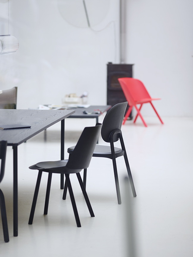 Icon Design - Stefan Diez, ICON DESIGN, photograph 3 by Gerhardt Kellermann