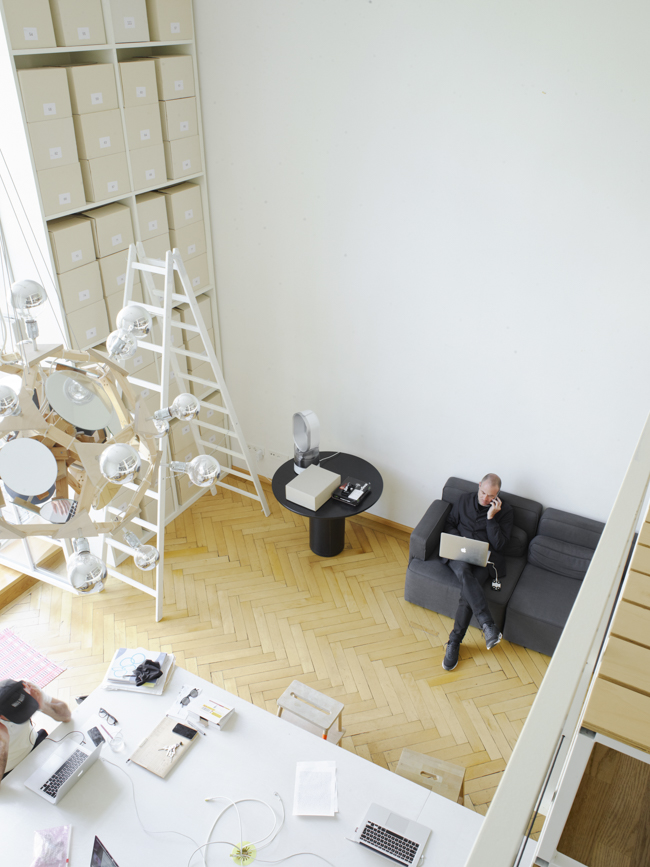 Icon Design - Mirko Borsche, ICON DESIGN, photograph 13 by Gerhardt Kellermann