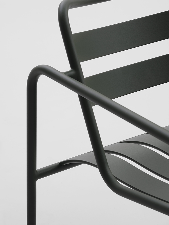 Kettal - Atlantic Chair — Atlantic Chair by Jasper Morrison, KETTAL, photograph 8 by Gerhardt Kellermann