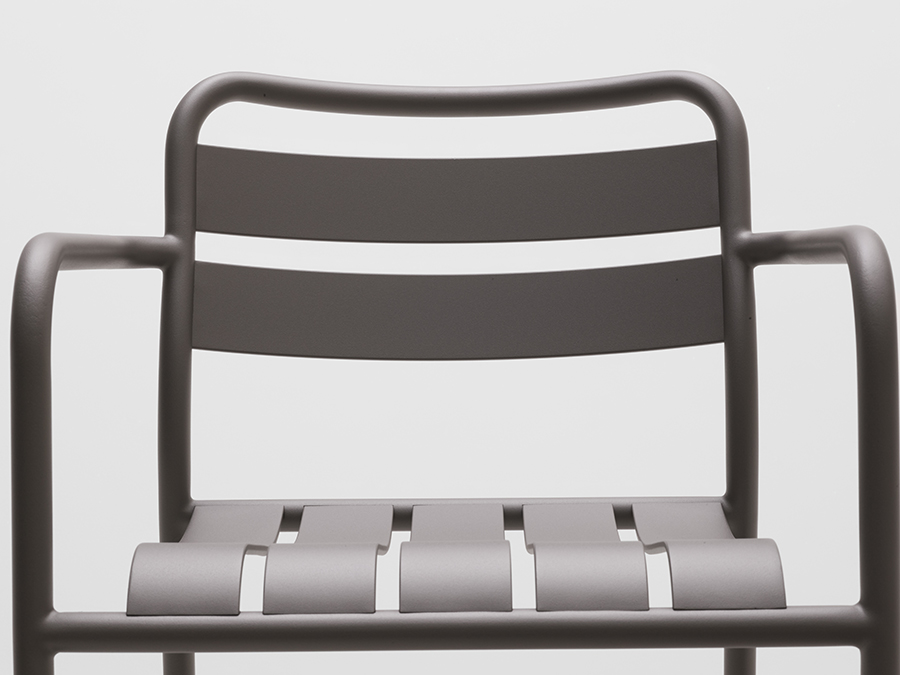 Kettal - Atlantic Chair — Atlantic Chair by Jasper Morrison, KETTAL, photograph 25 by Gerhardt Kellermann