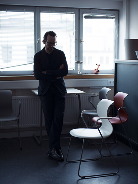 Konstantin Grcic, KONSTANTIN GRCIC, photograph 3 by Gerhardt Kellermann