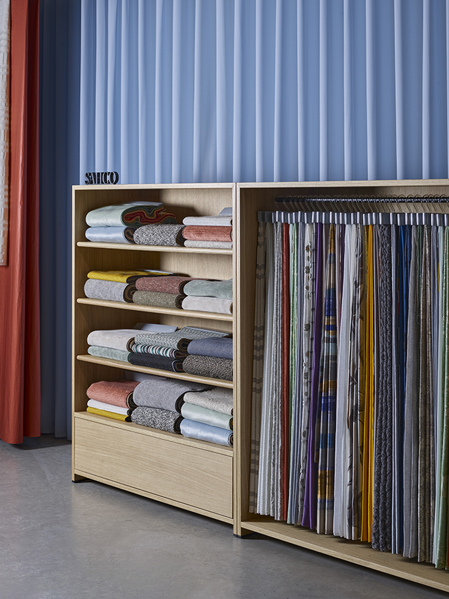 Kvadrat - Imm Cologne 2020, KVADRAT, photograph 14 by Gerhardt Kellermann