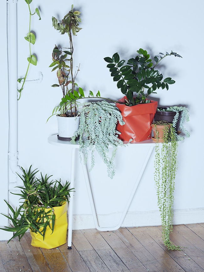 L&Z - Roll-Up Bin — Roll-Up Bin by Michel Charlot produced by L&Z, L&Z, photograph 13 by Gerhardt Kellermann