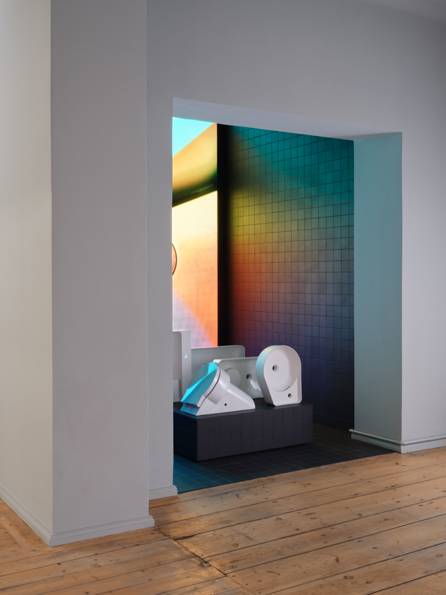 Laufen Bathrooms - Laufen Space, LAUFEN BATHROOMS, photograph 4 by Gerhardt Kellermann