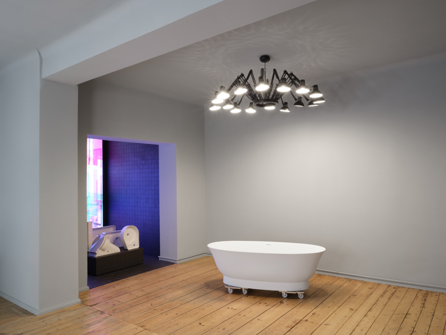 Laufen Bathrooms - Laufen Space, LAUFEN BATHROOMS, photograph 6 by Gerhardt Kellermann