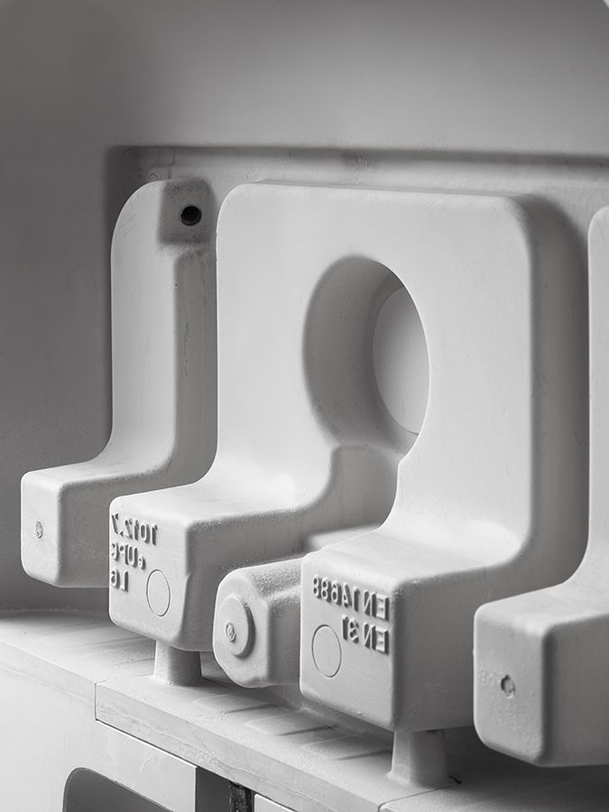 Laufen - Par — Laufen PAR Collection by Konstantin Grcic, LAUFEN, photograph 5 by Gerhardt Kellermann