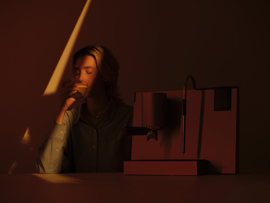 Ligre - Campaign — Ligre Youn and Siji by Relvaokellermann, LIGRE, photograph 6 by Gerhardt Kellermann