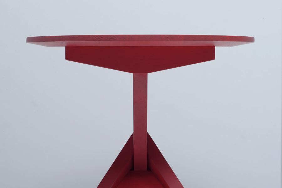 Mattiazzi - Medici Stool And Side Table, MATTIAZZI, photograph 1 by Gerhardt Kellermann