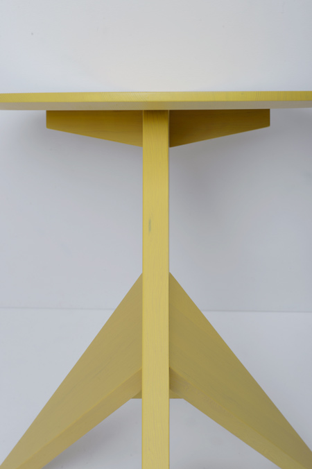 Mattiazzi - Medici Stool And Side Table, MATTIAZZI, photograph 3 by Gerhardt Kellermann