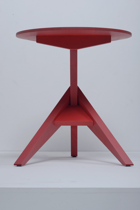 Mattiazzi - Medici Stool And Side Table, MATTIAZZI, photograph 4 by Gerhardt Kellermann
