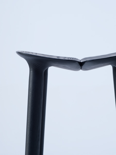 Mattiazzi - Osso Stool, MATTIAZZI, photograph 3 by Gerhardt Kellermann
