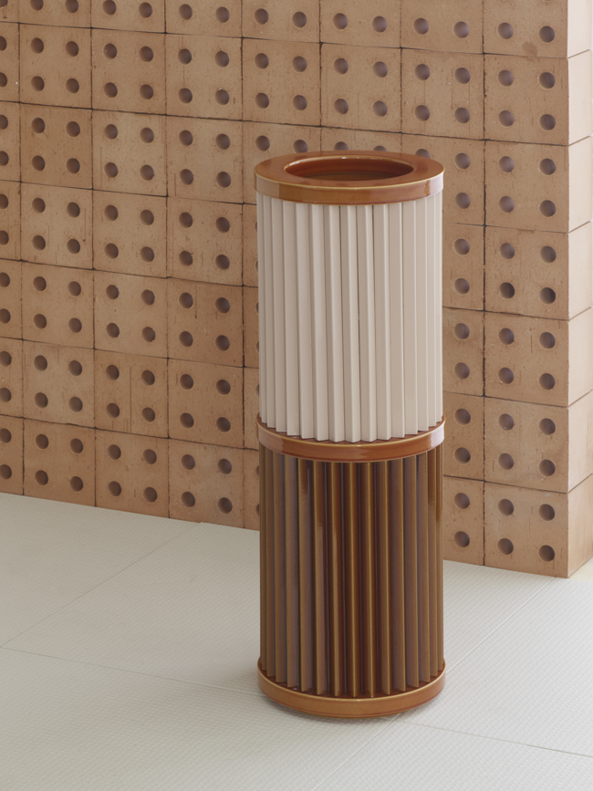 Mutina - Rombini Vases — Mutina - Rombini Vases produced in collaboration with Bitossi, MUTINA, photograph 19 by Gerhardt Kellermann