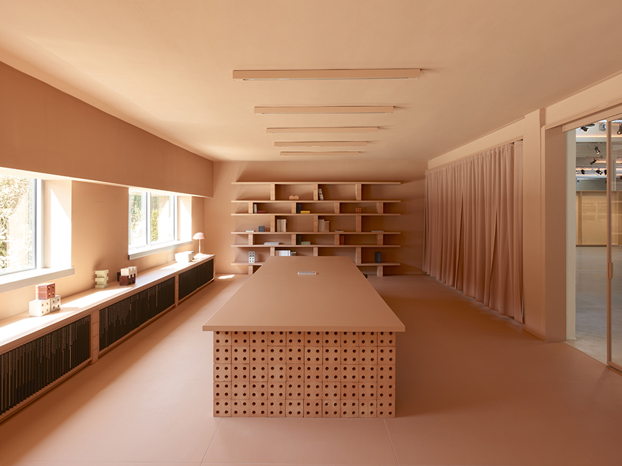 Mutina - Spazio Mutina, MUTINA, photograph 2 by Gerhardt Kellermann