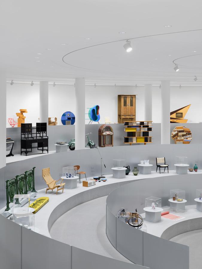 Neue Sammlung - 100 Years 100 Objects, NEUE SAMMLUNG, photograph 11 by Gerhardt Kellermann