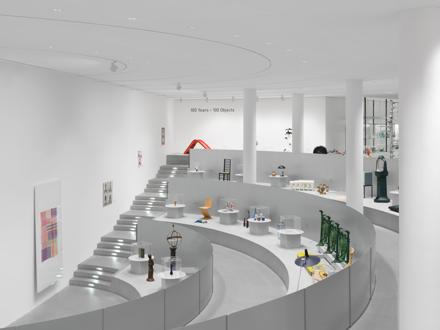 Neue Sammlung - 100 Years 100 Objects, NEUE SAMMLUNG, photograph 16 by Gerhardt Kellermann