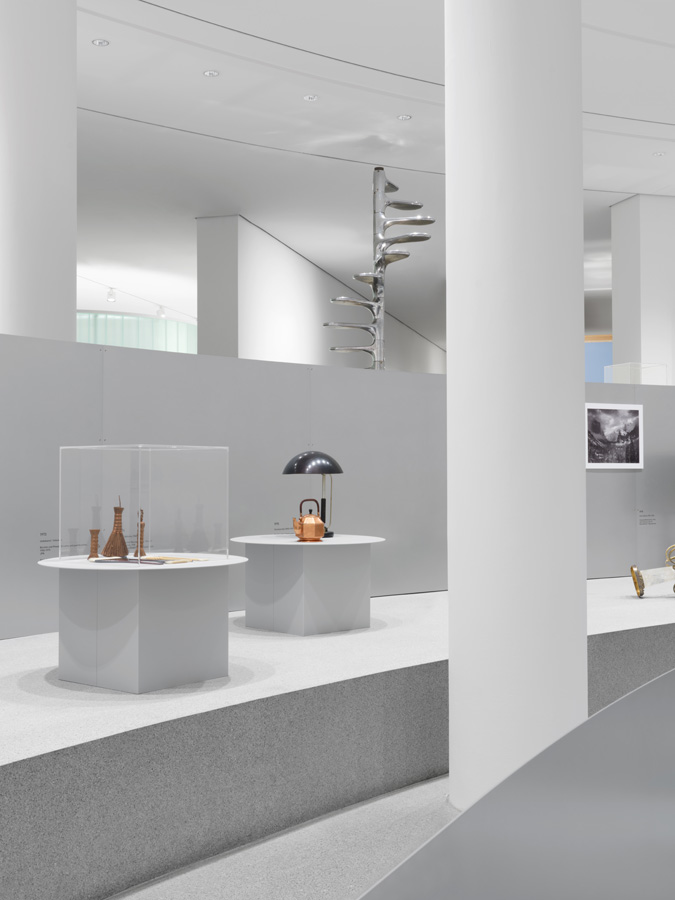 Neue Sammlung - 100 Years 100 Objects, NEUE SAMMLUNG, photograph 17 by Gerhardt Kellermann