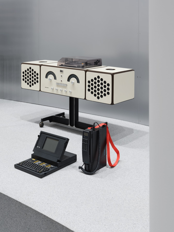 Neue Sammlung - 100 Years 100 Objects, NEUE SAMMLUNG, photograph 33 by Gerhardt Kellermann