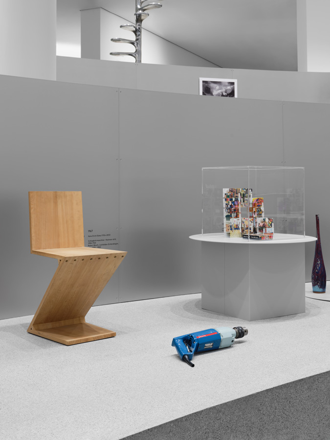 Neue Sammlung - 100 Years 100 Objects, NEUE SAMMLUNG, photograph 37 by Gerhardt Kellermann