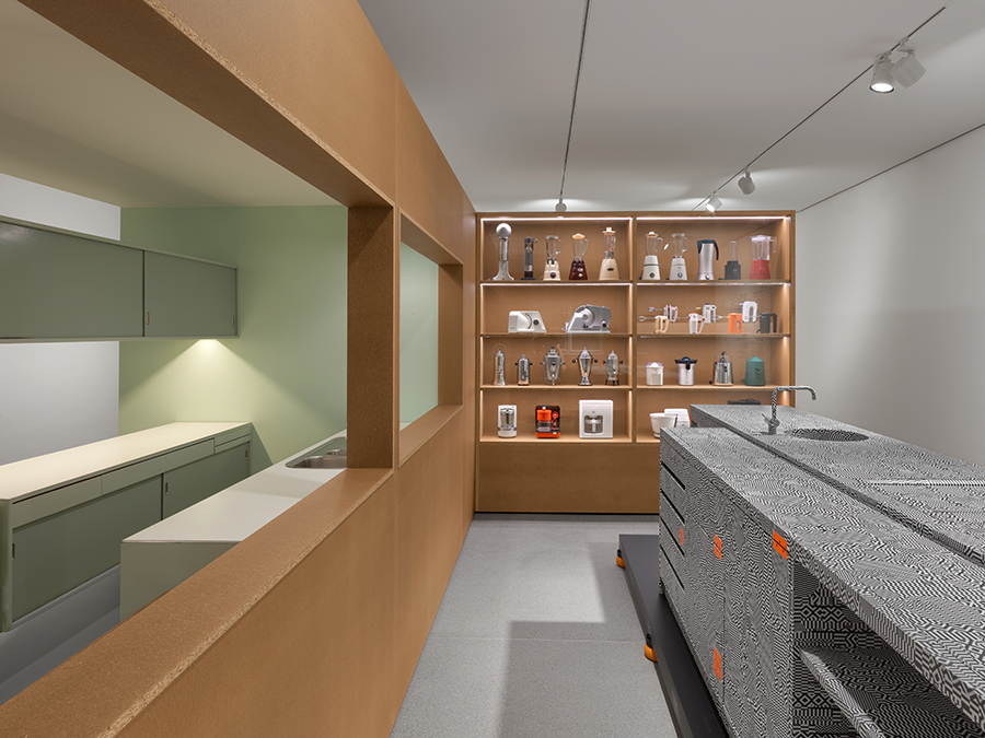Neue Sammlung - Kitchen Culture, NEUE SAMMLUNG, photograph 13 by Gerhardt Kellermann