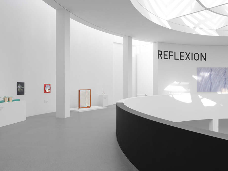 Neue Sammlung - Reflexion, NEUE SAMMLUNG, photograph 5 by Gerhardt Kellermann