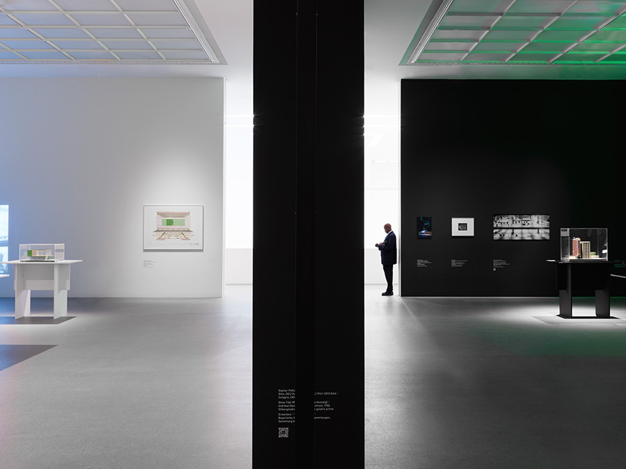 Neue Sammlung - Reflexion, NEUE SAMMLUNG, photograph 24 by Gerhardt Kellermann