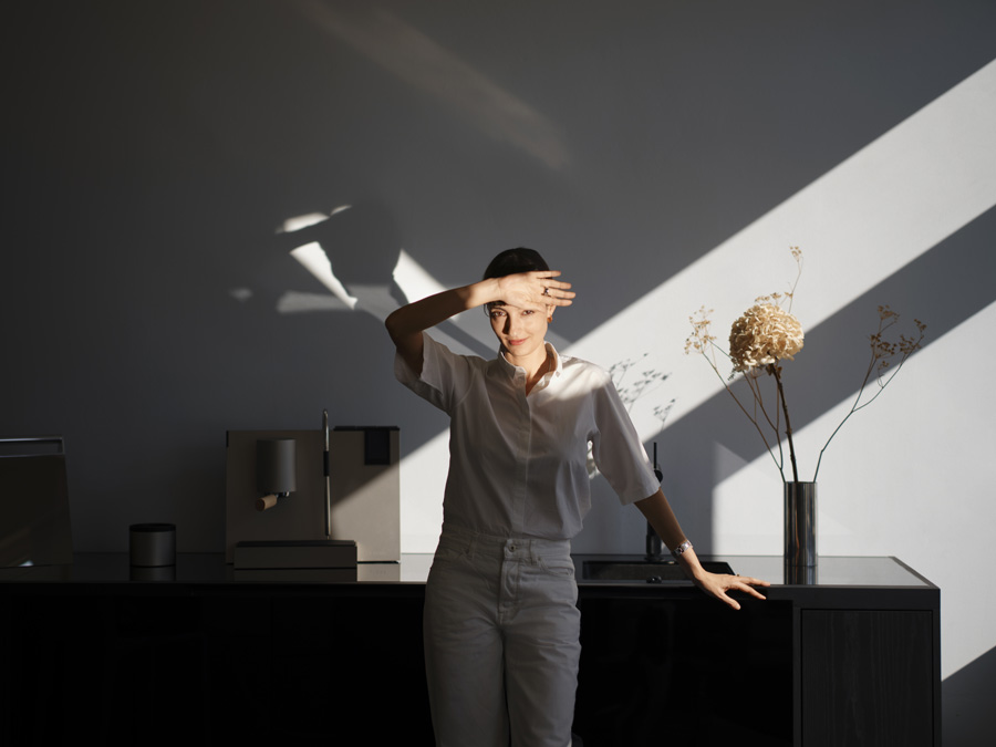Portrait - Ana Relvão, PORTRAIT, photograph 1 by Gerhardt Kellermann