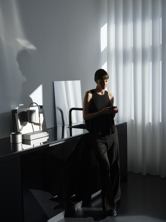 Portrait - Ana Relvão, PORTRAIT, photograph 9 by Gerhardt Kellermann