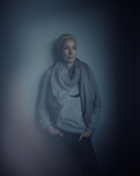 Portrait - Erica Overmeer, PORTRAIT, photograph 1 by Gerhardt Kellermann