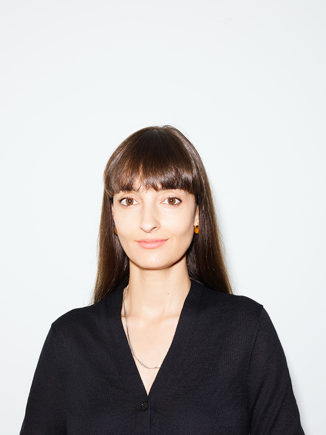 Portrait - Ana Relvão, PORTRAIT, photograph 4 by Gerhardt Kellermann