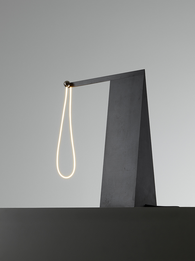 Relvaokellermann - Tangent — Tangent Lamp by Relvaokellermann, RELVAOKELLERMANN, photograph 6 by Gerhardt Kellermann