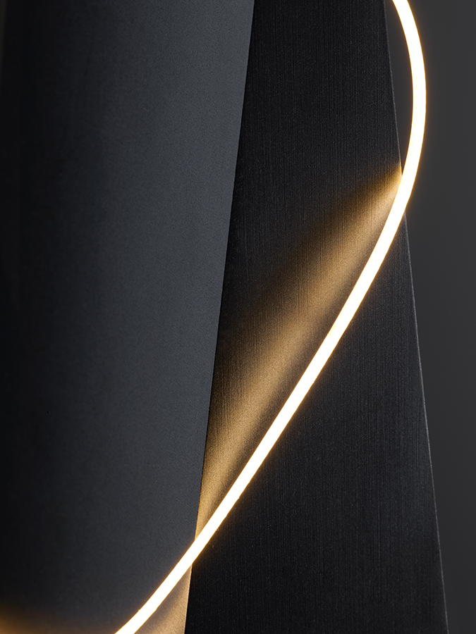 Relvaokellermann - Tangent — Tangent Lamp by Relvaokellermann, RELVAOKELLERMANN, photograph 14 by Gerhardt Kellermann