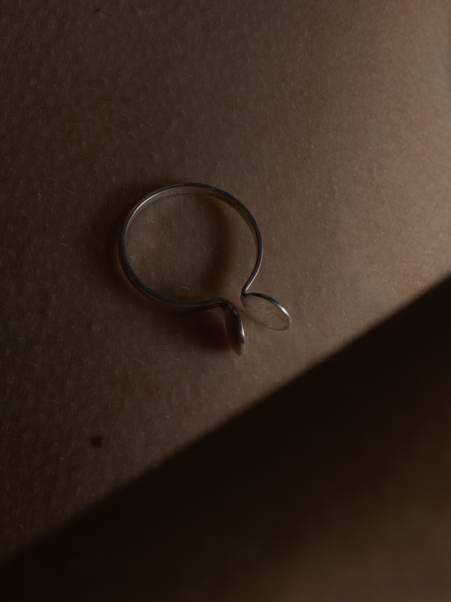 Relvaokellermann - Rk Edition #2 — Limited editon of mickey silver ring by Relvaokellermann, RELVAOKELLERMANN, photograph 7 by Gerhardt Kellermann