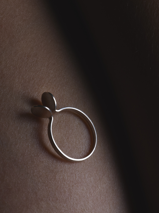 Relvaokellermann - Rk Edition #2 — Limited editon of mickey silver ring by Relvaokellermann, RELVAOKELLERMANN, photograph 10 by Gerhardt Kellermann