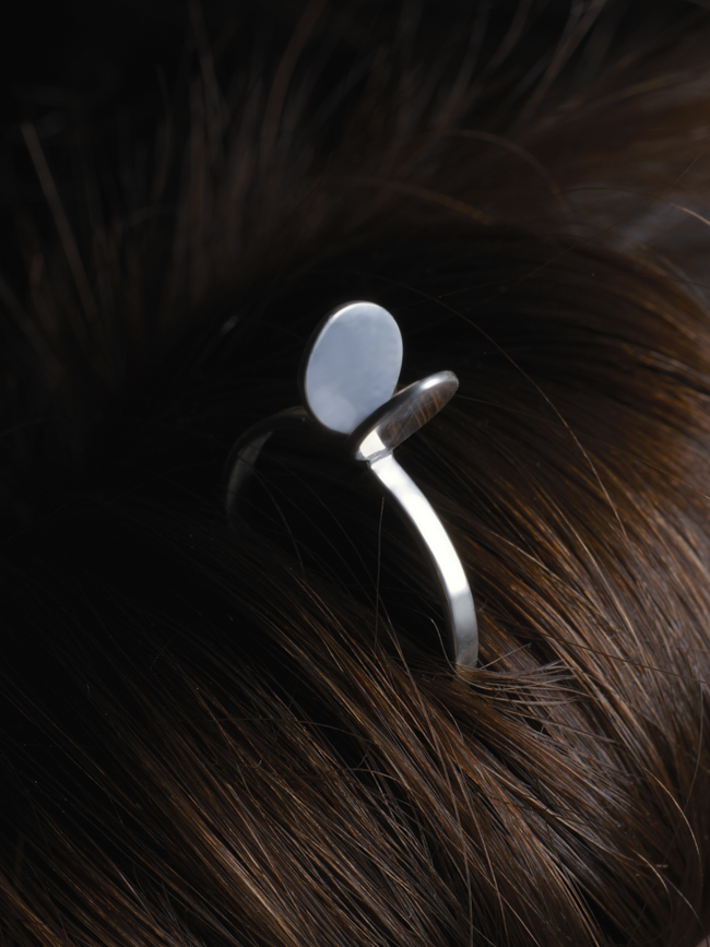 Relvaokellermann - Rk Edition #2 — Limited editon of mickey silver ring by Relvaokellermann, RELVAOKELLERMANN, photograph 12 by Gerhardt Kellermann