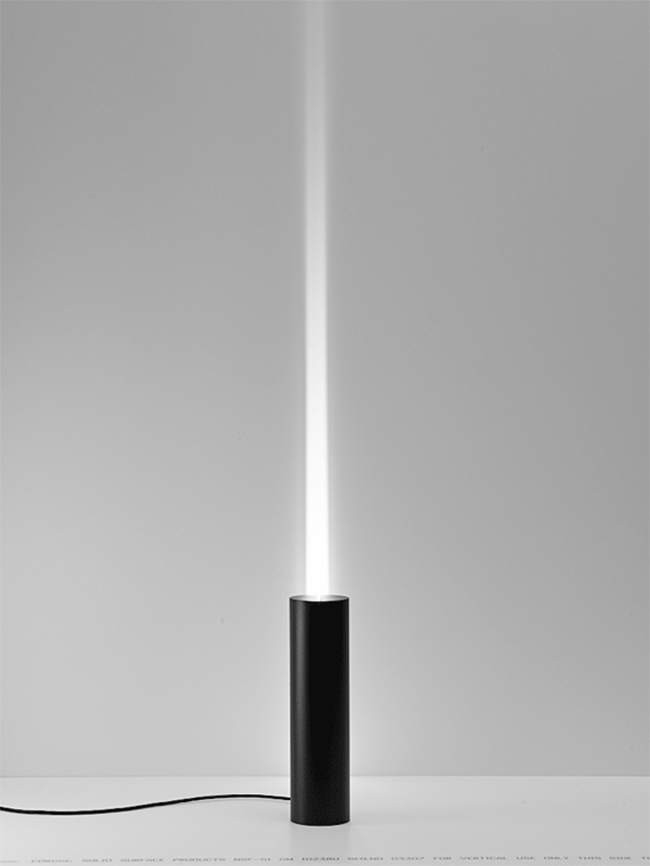 Relvaokellermann - White Stripe, RELVAOKELLERMANN, photograph 2 by Gerhardt Kellermann
