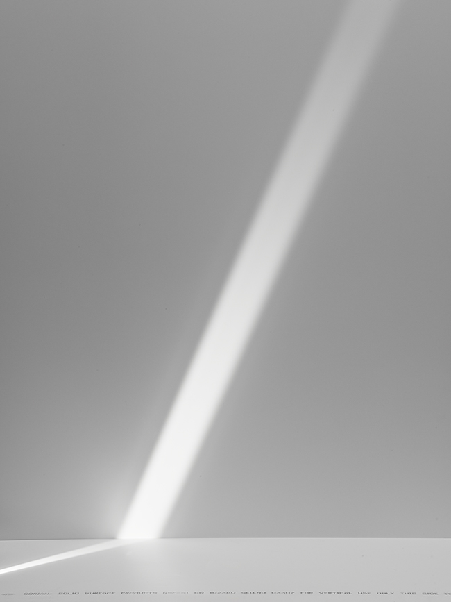 Relvaokellermann - White Stripe, RELVAOKELLERMANN, photograph 4 by Gerhardt Kellermann
