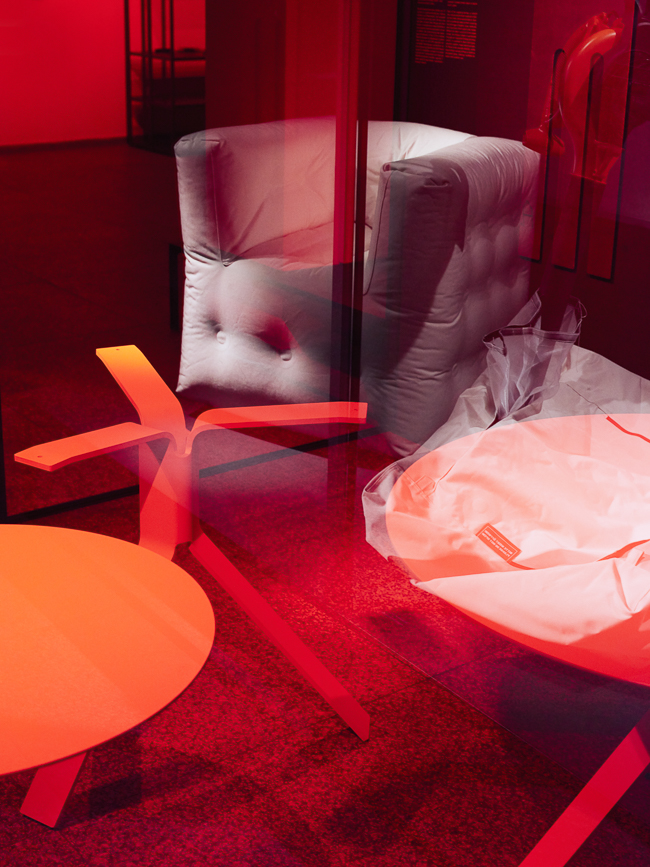 Stefan Diez - Full House, STEFAN DIEZ, photograph 2 by Gerhardt Kellermann